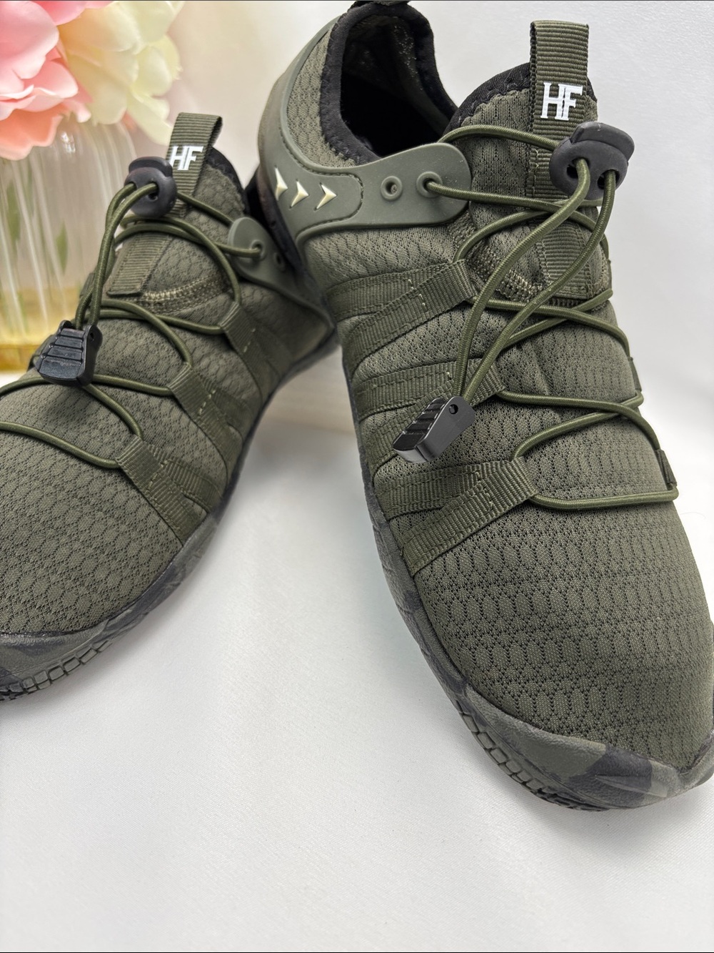 Hike Outdoors Olive Green Men’s / Women Sz40 Athletic‎ Sneakers #350